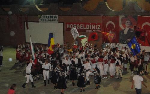 Ansamblul Folcloric Sinca Noua - 2011, Turcia, Bursa | Moment multicultural