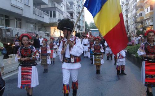 Ansamblul Folcloric Sinca Noua - 2014, Turcia, Antalia | Parada
